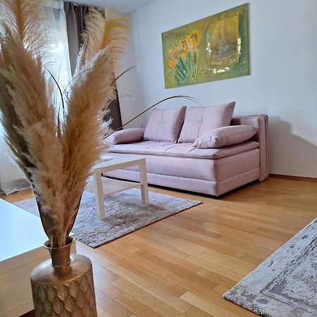 Apartman Lory, Zagreb, Downtown, With Own Parking In The Garage Extérieur photo