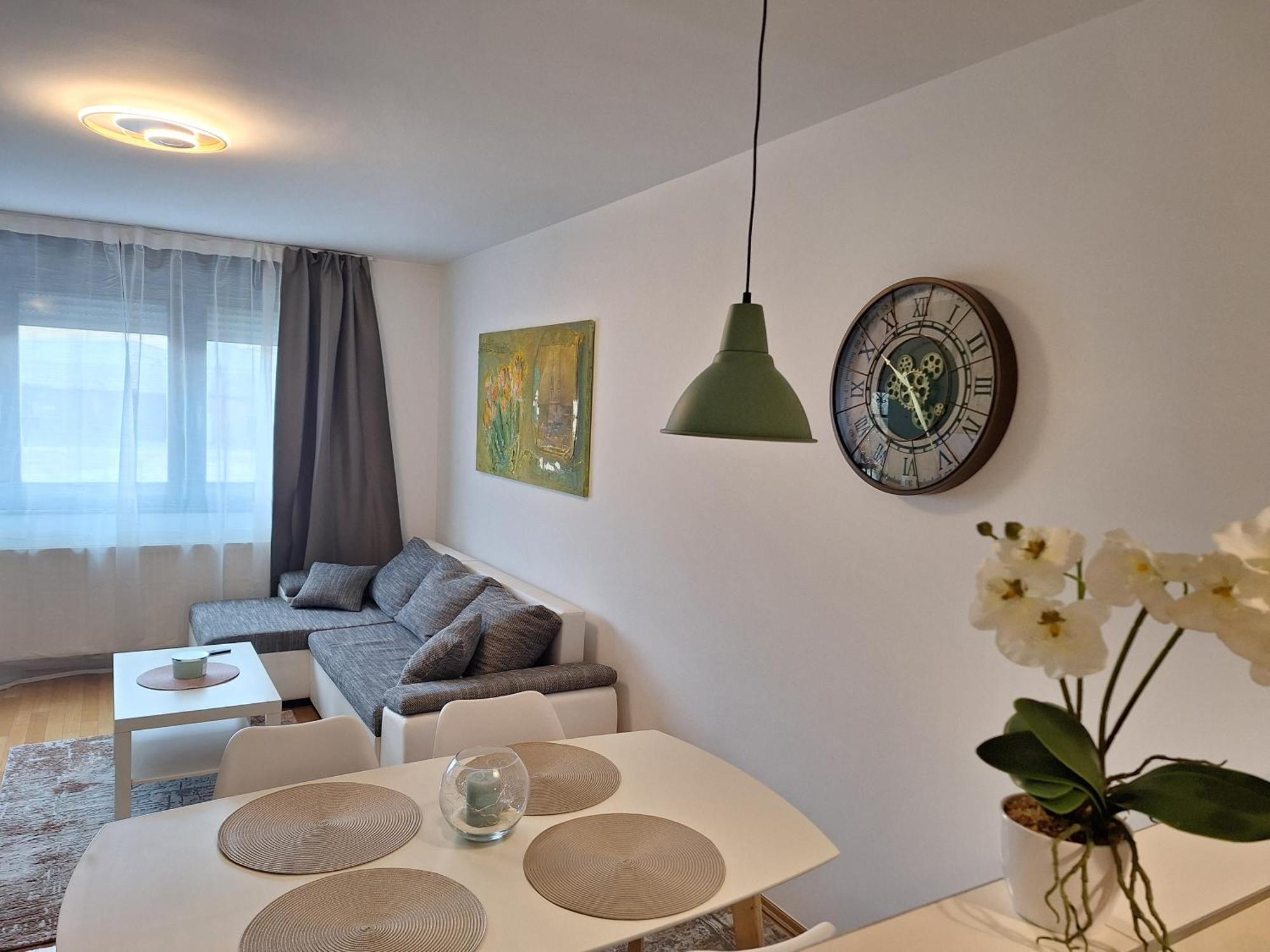 Apartman Lory, Zagreb, Downtown, With Own Parking In The Garage Extérieur photo