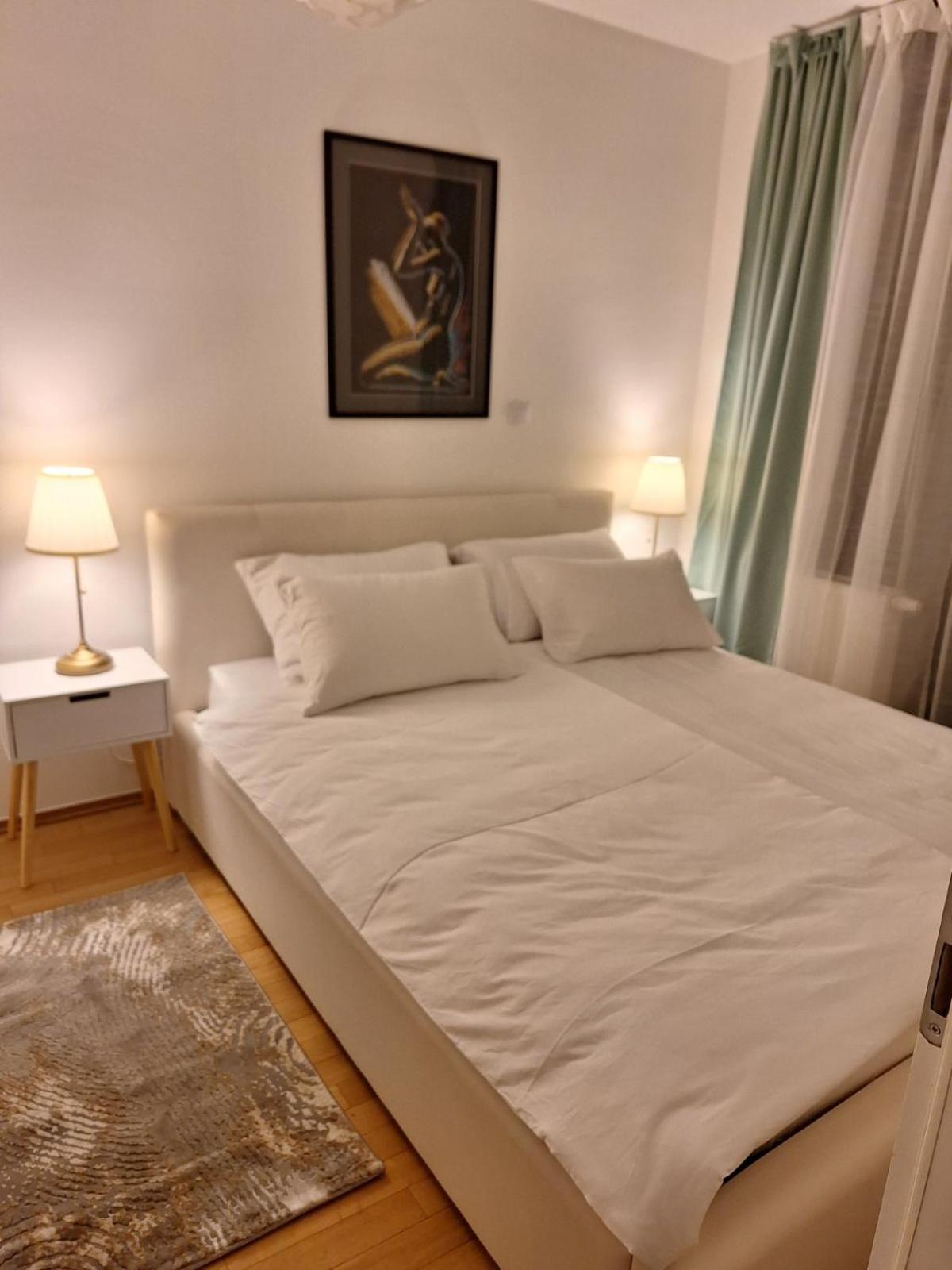 Apartman Lory, Zagreb, Downtown, With Own Parking In The Garage Extérieur photo